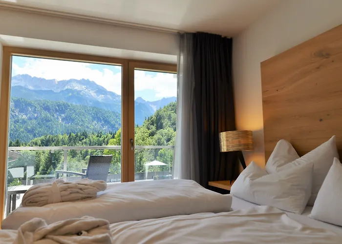 Graseck - Mountain Hideaway & Health Care Готель 4*